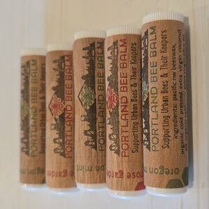 5 Portland Bee Balm lips .15 oz